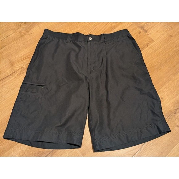 Callaway Golf Shorts Cargo‎ Pockets Black Mens Size 36 - Picture 1 of 3